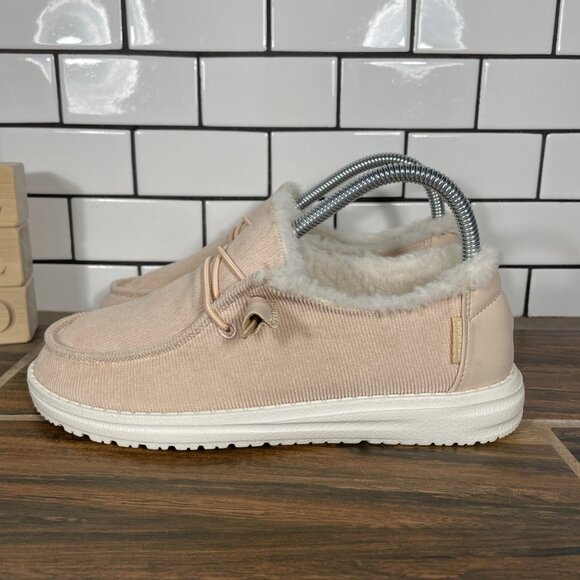 Hey Dude Wendy Womens Size 6 Shoes Cream Corduroy Moc Toe Comfort Slip On - Picture 1 of 13